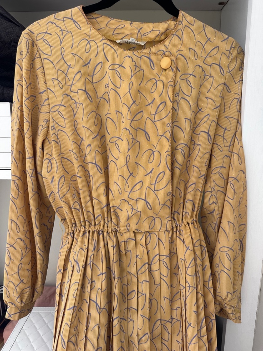 Vtg Yellow Abstract Print Long Sleeves Dress Sz M/L